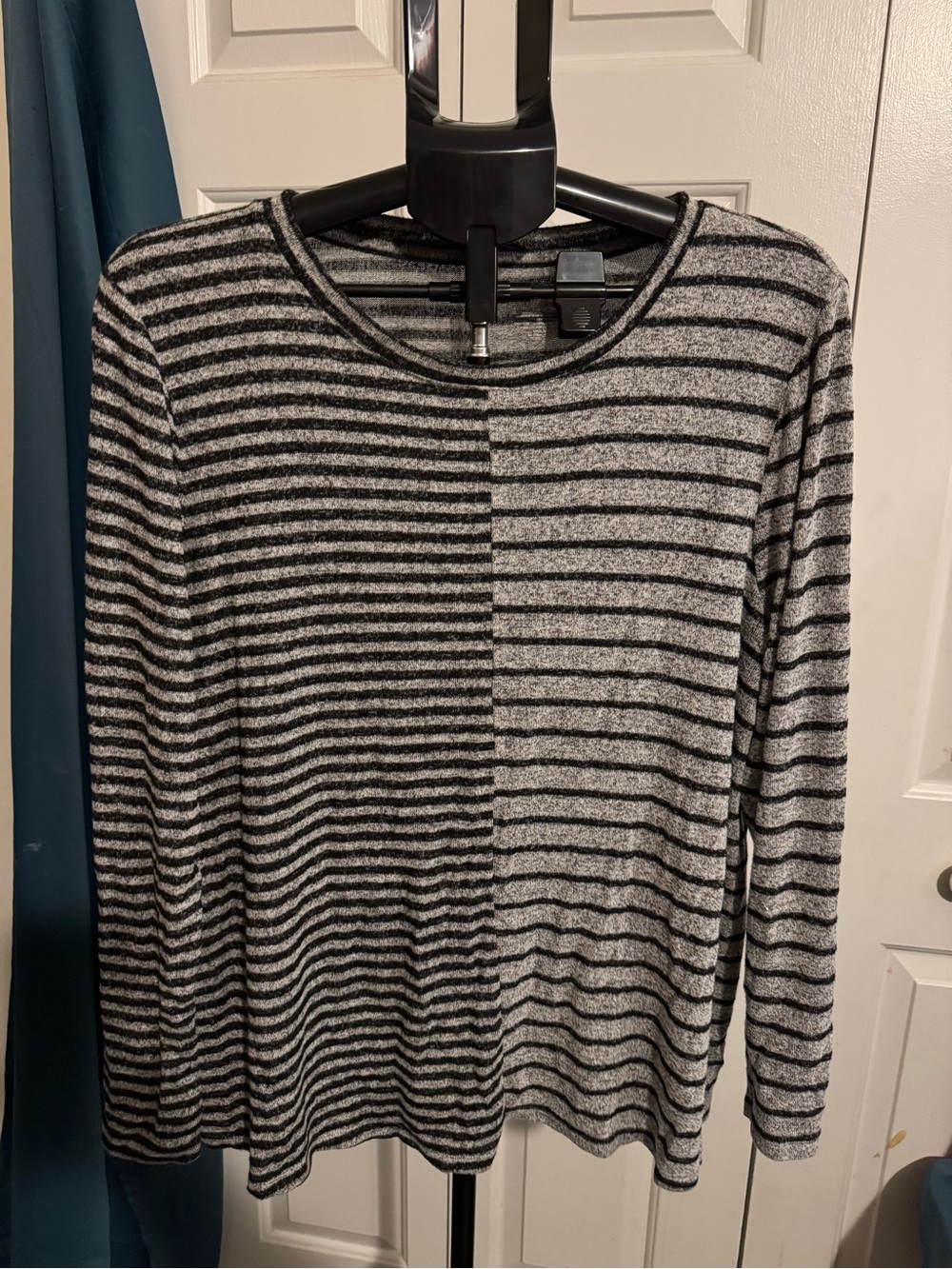 Lane Bryant Men's Split Stripe Crewneck Sweater - Black & Gray